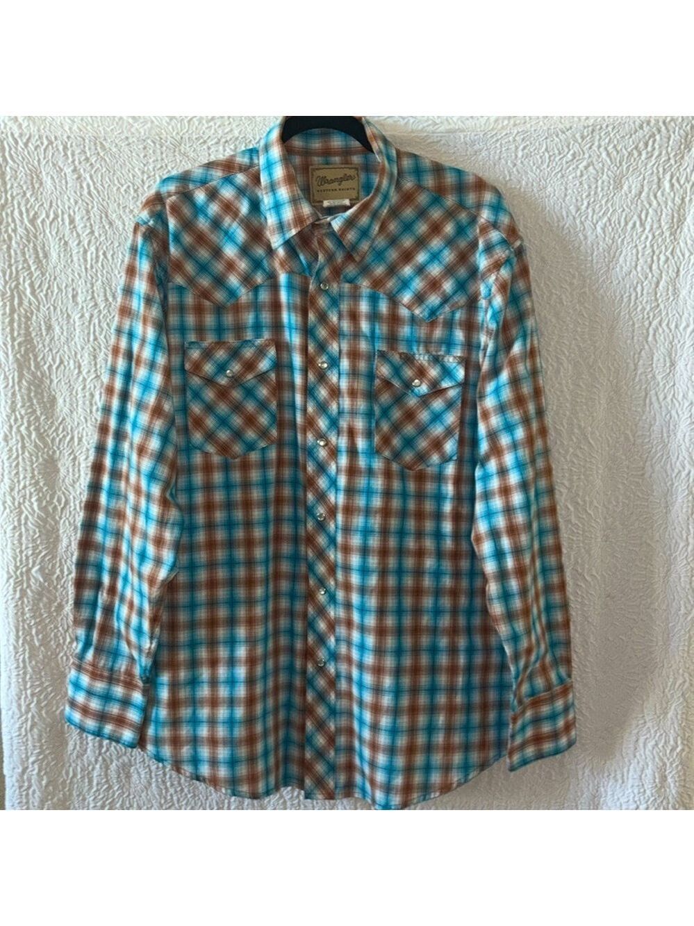 WRANGLER Long Sleeve Pearl Snap Buttons Western Shirt